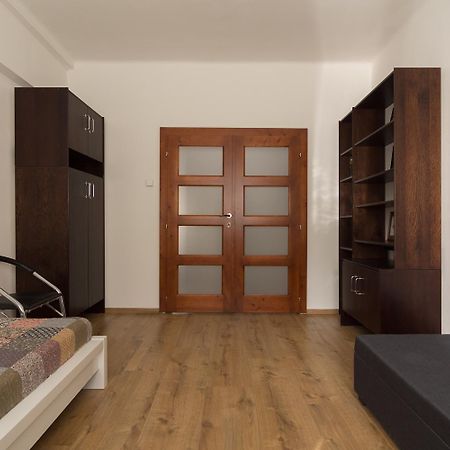 Apartment Anna Братислава Экстерьер фото