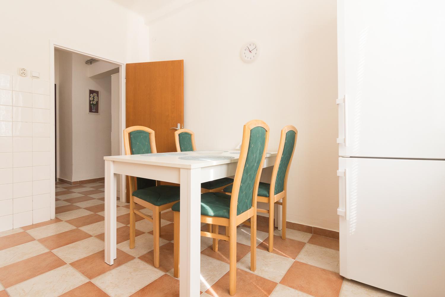 Apartment Anna Братислава Экстерьер фото